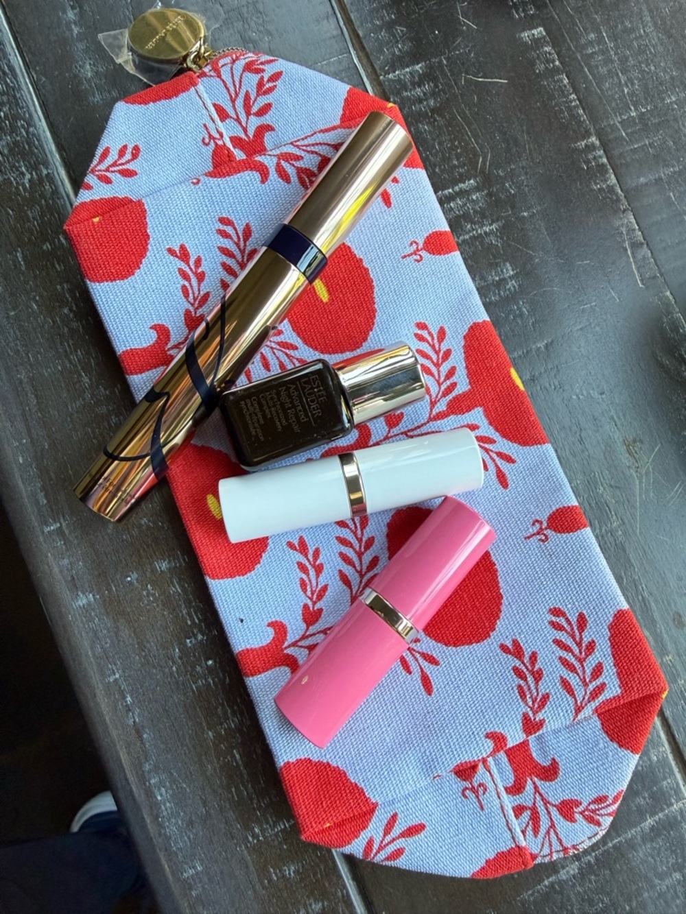 Estée Lauder package